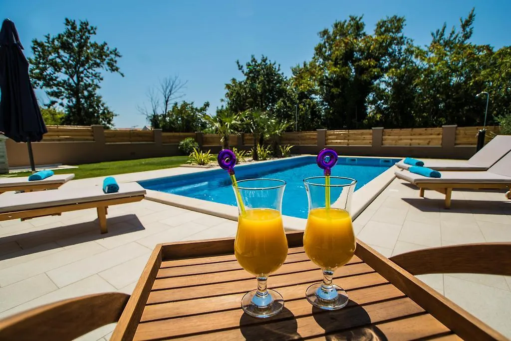 Holiday Home Krase Only 300M From Sea Medulin Kroatien