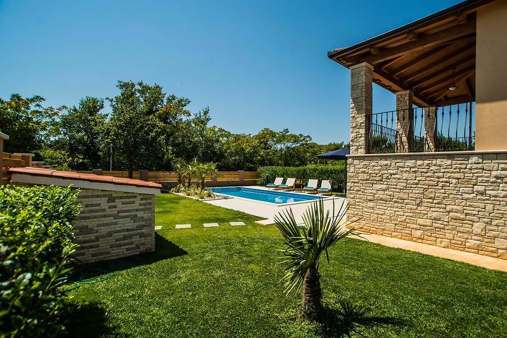 Holiday Home Krase Only 300M From Sea Medulin 0*,  Kroatien