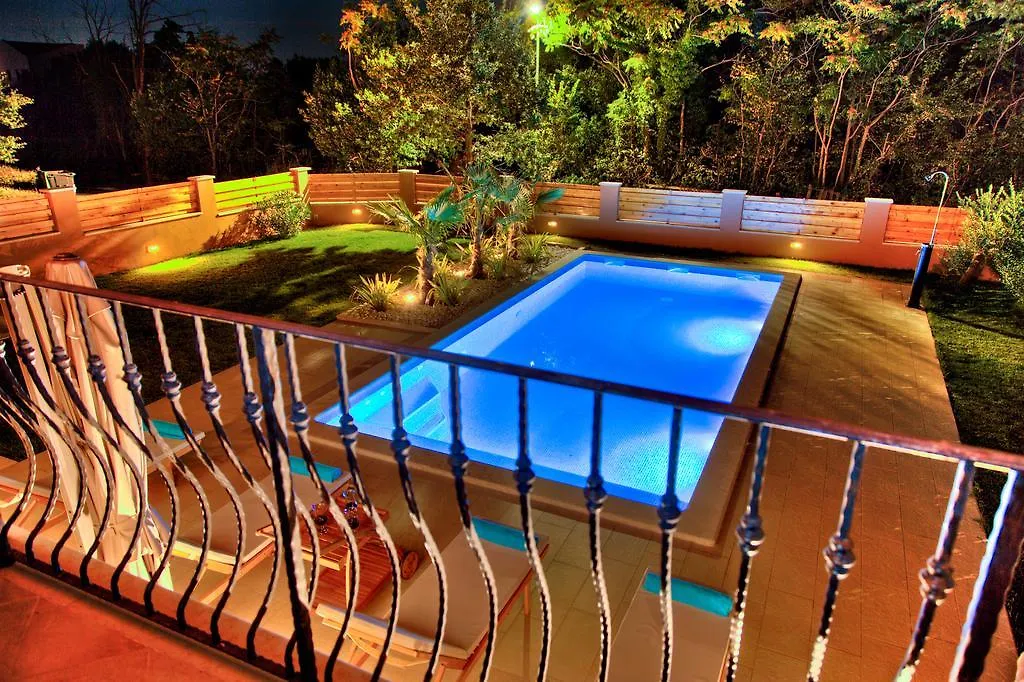 Holiday Home Krase Only 300M From Sea Medulin